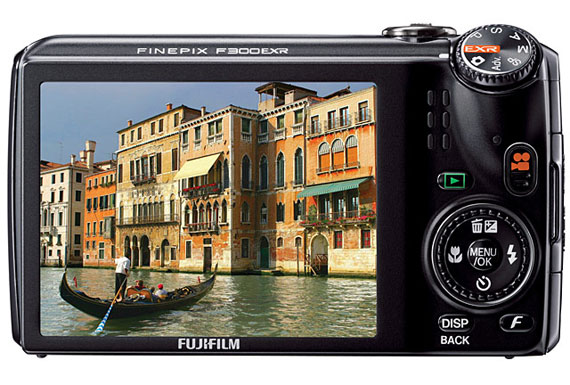 Fujifilm Finepix F300EXR - PictureCorrect