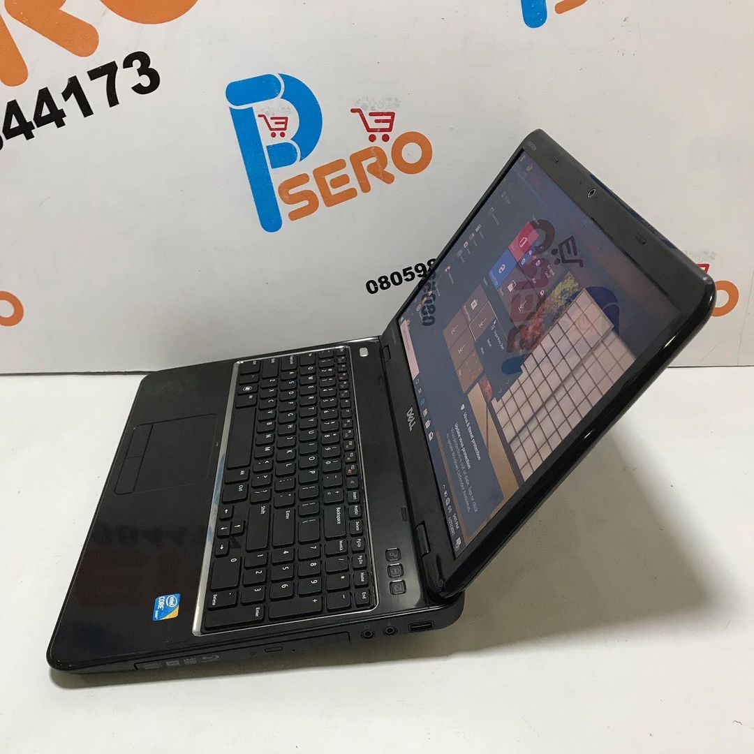 Dell Inspiron N5110 – Intel Core i7 – 8GB Ram – 320GB HDD – Super