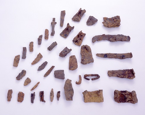 弥生時代最長の鉄刀と鉄剣/とりネット/鳥取県公式サイト