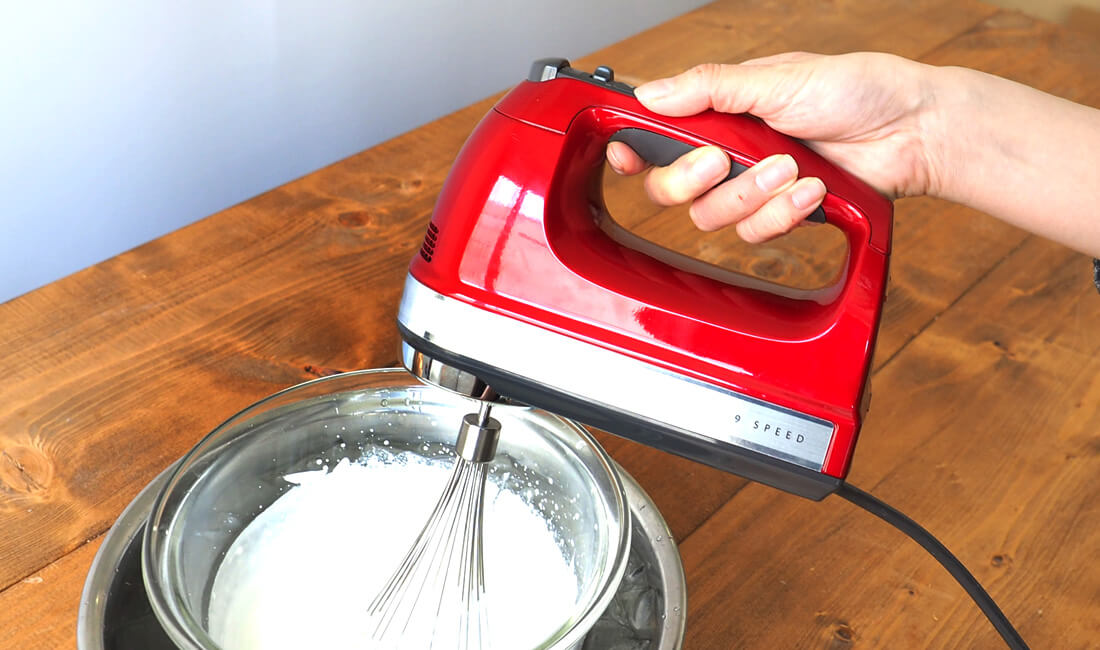 キッチンエイド 9段階変速ハンドミキサー(ホワイト)｜プロフーズ
