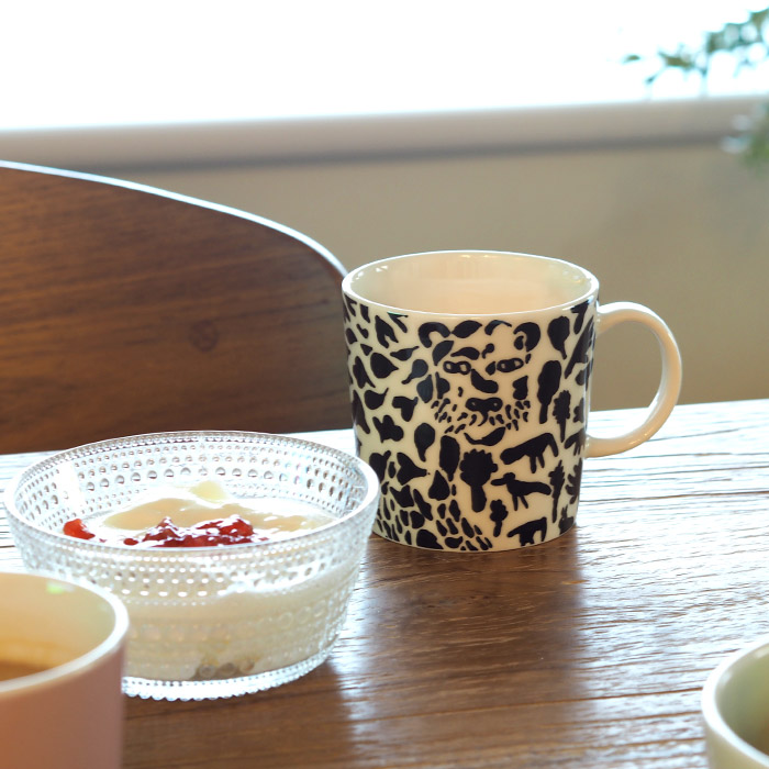 イッタラ オイバ トイッカ チーター マグカップ 0.3L ブラック