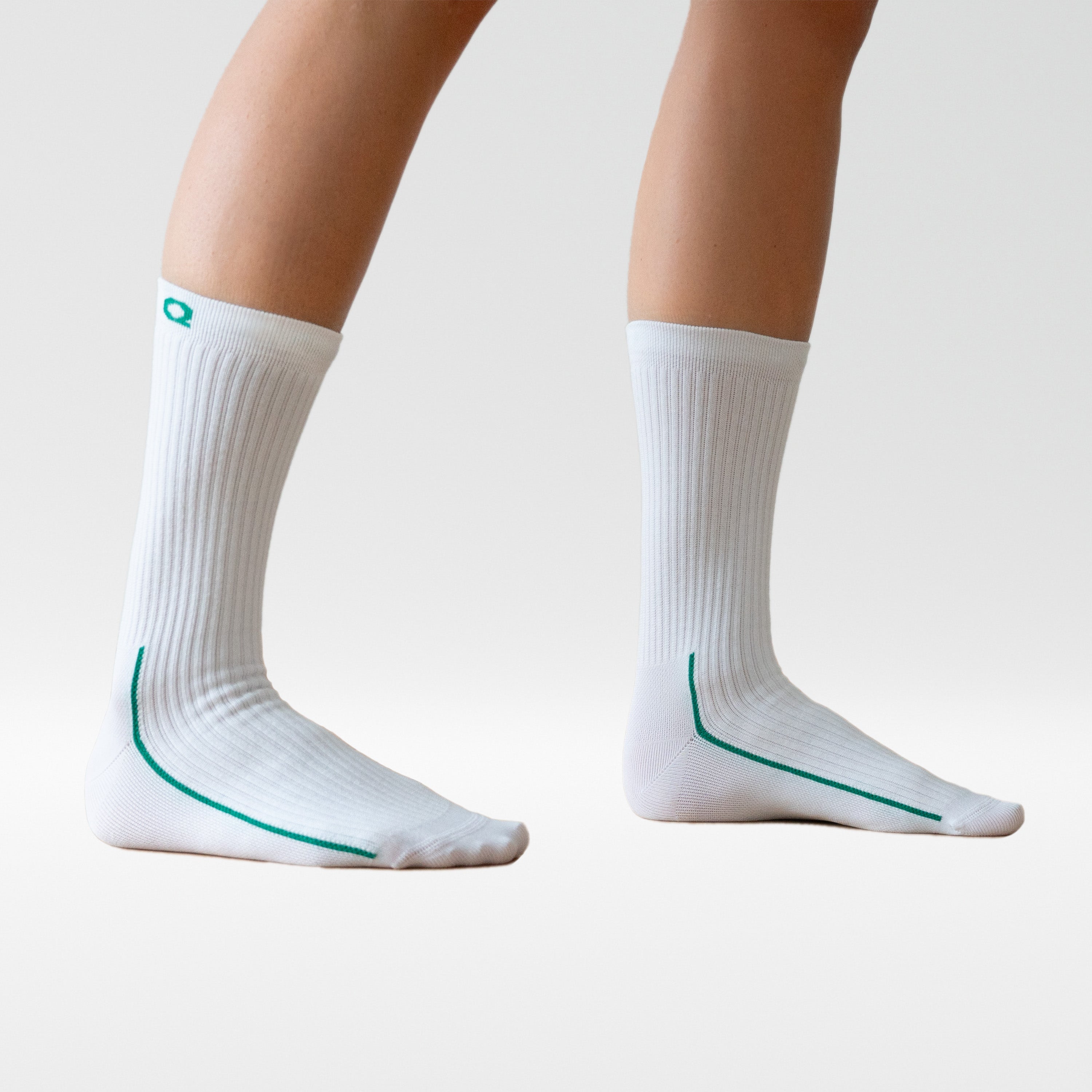 High-Performance Cotton Athletic Crew Socks | QEJA – QEJA Socks