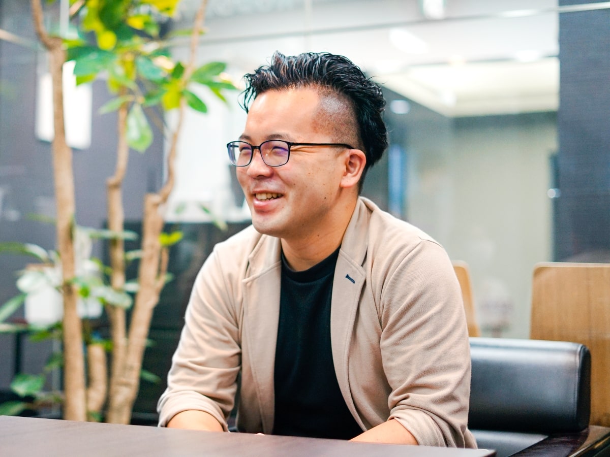 新井千咲 | インタビュー | ROBOT PAYMENT