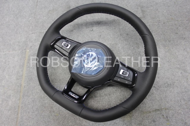 VW ゴルフヴァリアントR 純正ステアリングの本革張り替え | 本革