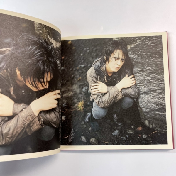 再入荷！ 櫻井敦司 初の詩集 夜想 未発表の歌詞 写真 映像を収録