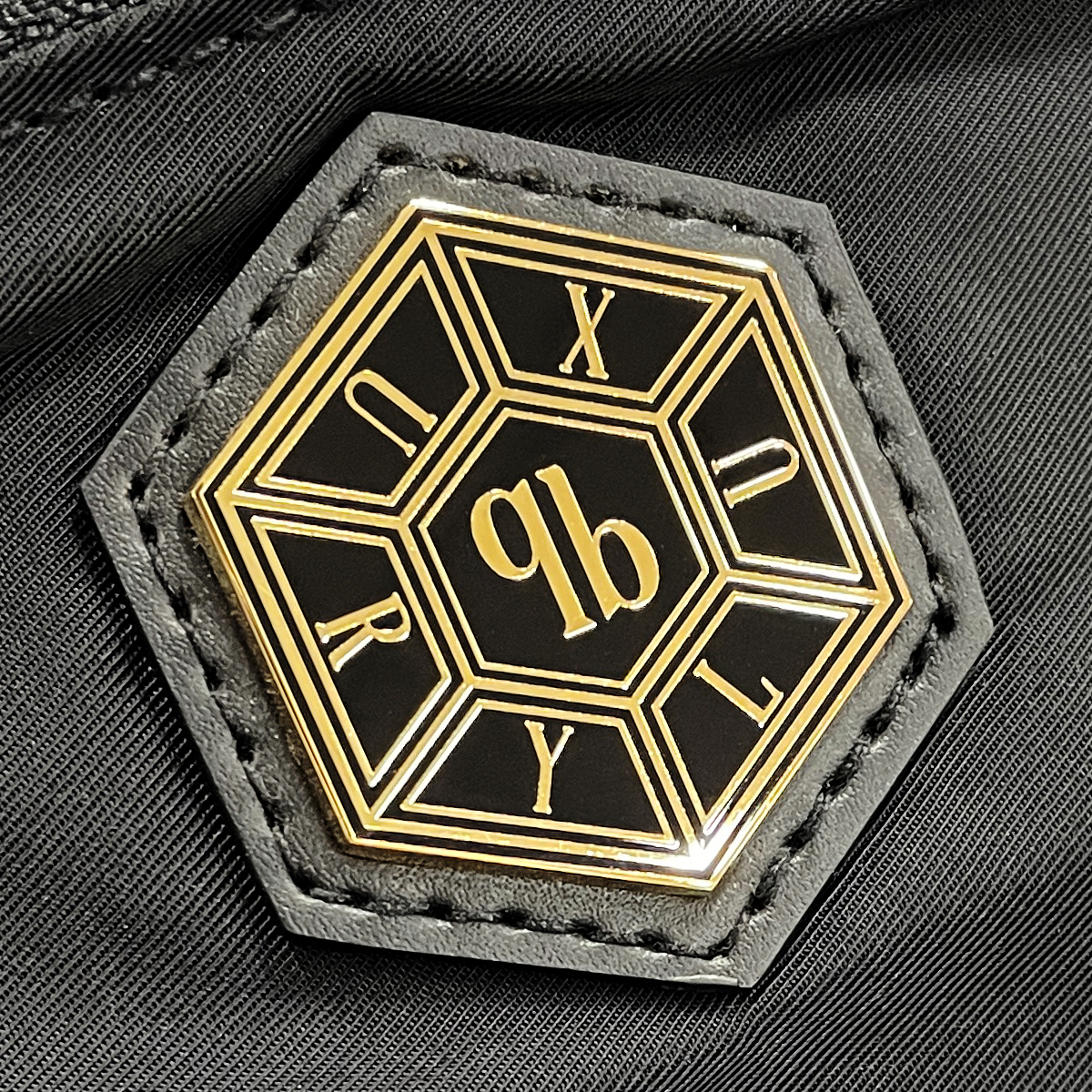 qb Luxury Shoulder Bag #2 | ソニーミュージック公式オンライン