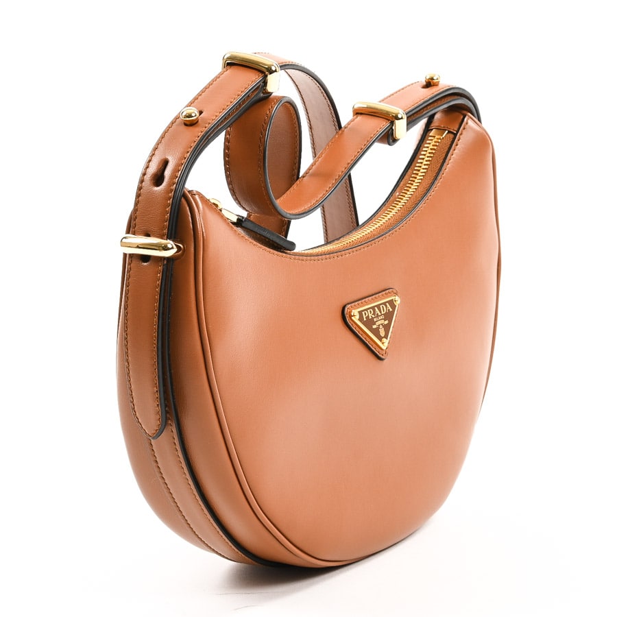 プラダ | アーケレザーショルダーバッグ | 1BC194 | ショルダーバッグ