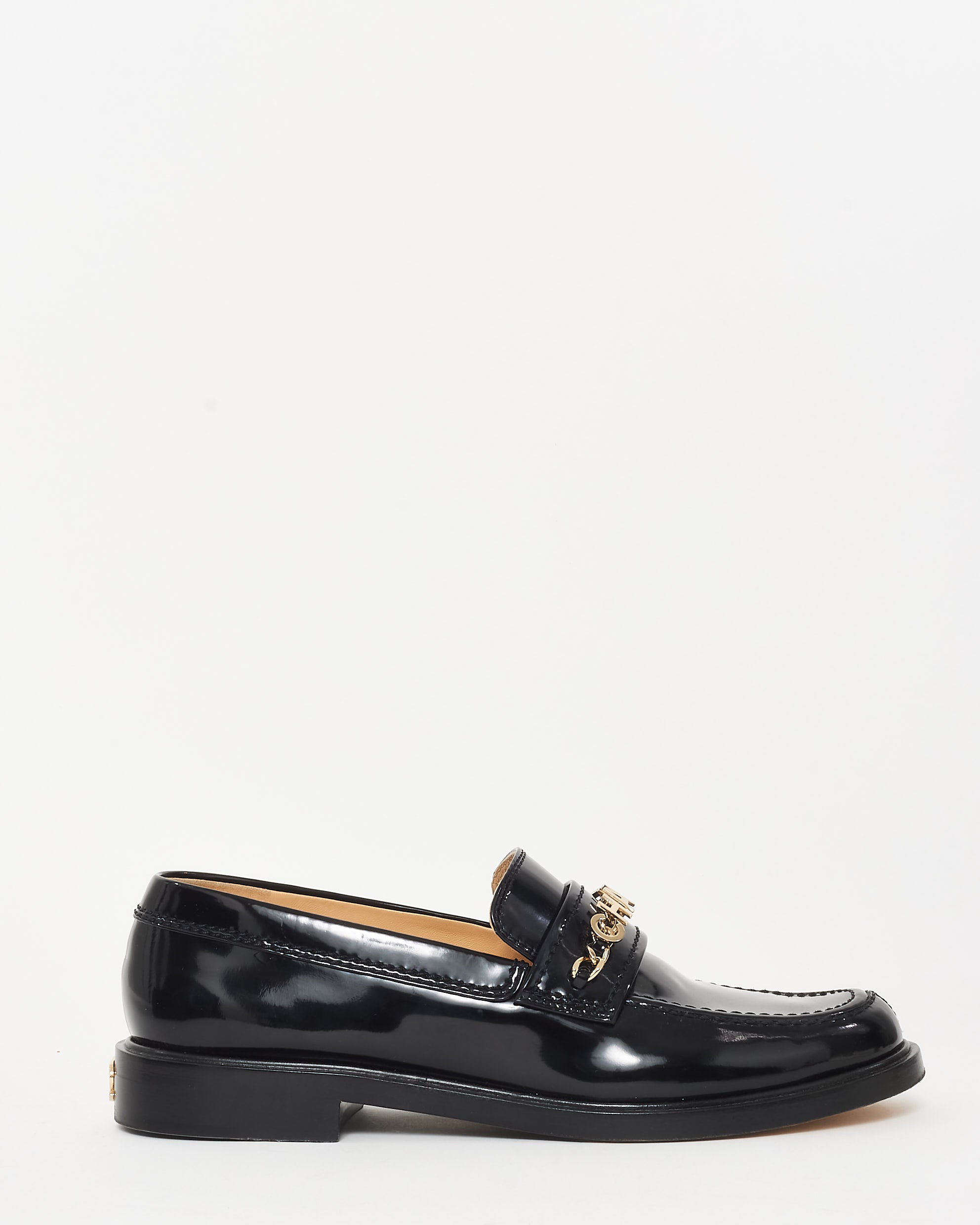 Buy Chanel Black Patent Leather Chain 'CHANEL' loafers - 39.5C