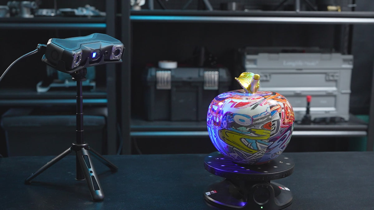 Revopoint MetroX シリーズ：中小規模対象物向け3Dレーザースキャナー