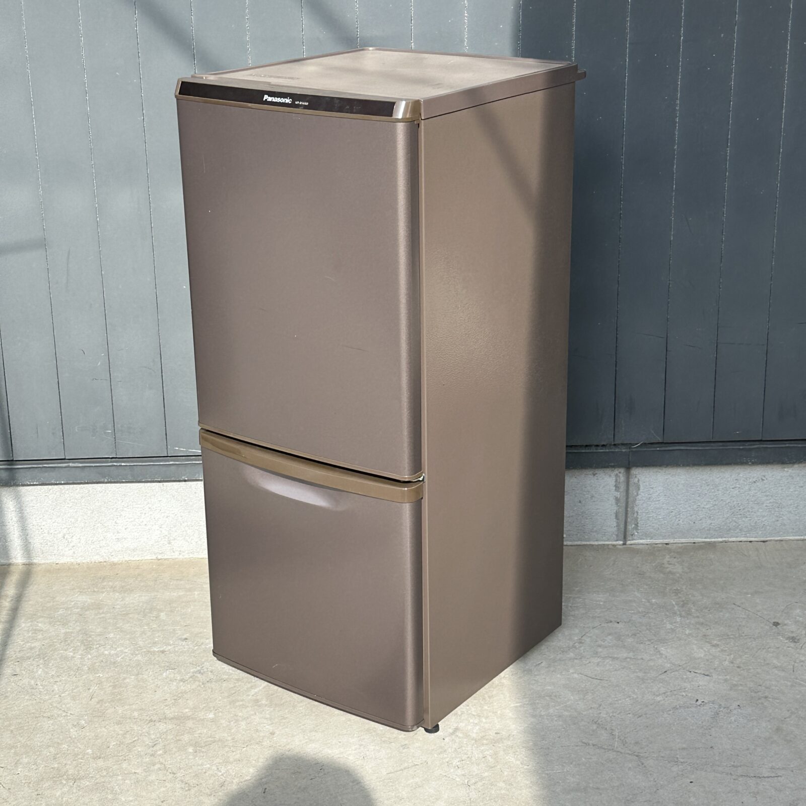 88 Panasonic ノンフロン冷凍冷蔵庫NR-B14HW-T 2023年