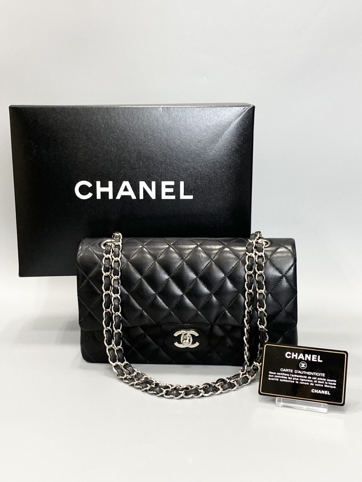 シャネル・マトラッセ25/ダブルフラップ・シルバーチェーンショルダー