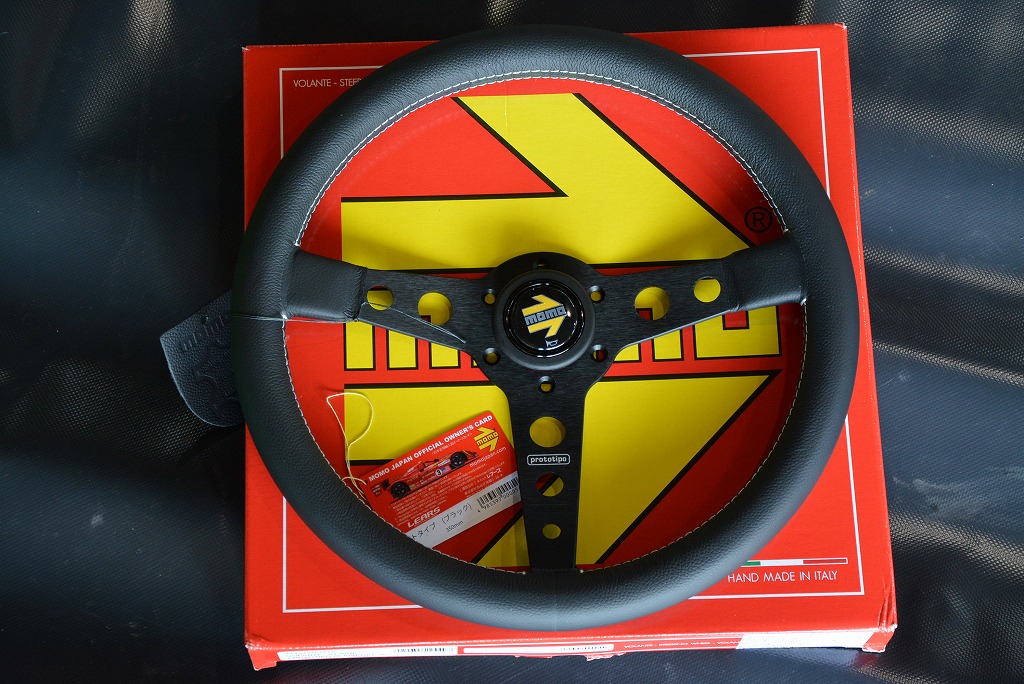 定番中の定番ステアリングが入荷momo prototipo(プロトティーポ) | RED