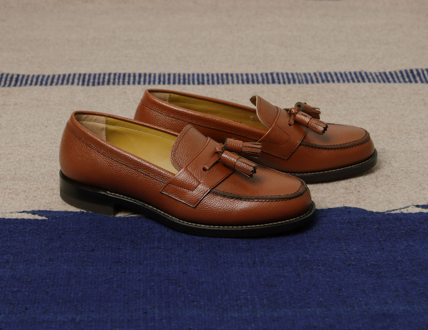 今の季節に履きたいローファー｜MENS | 靴・リーガルコーポレーション