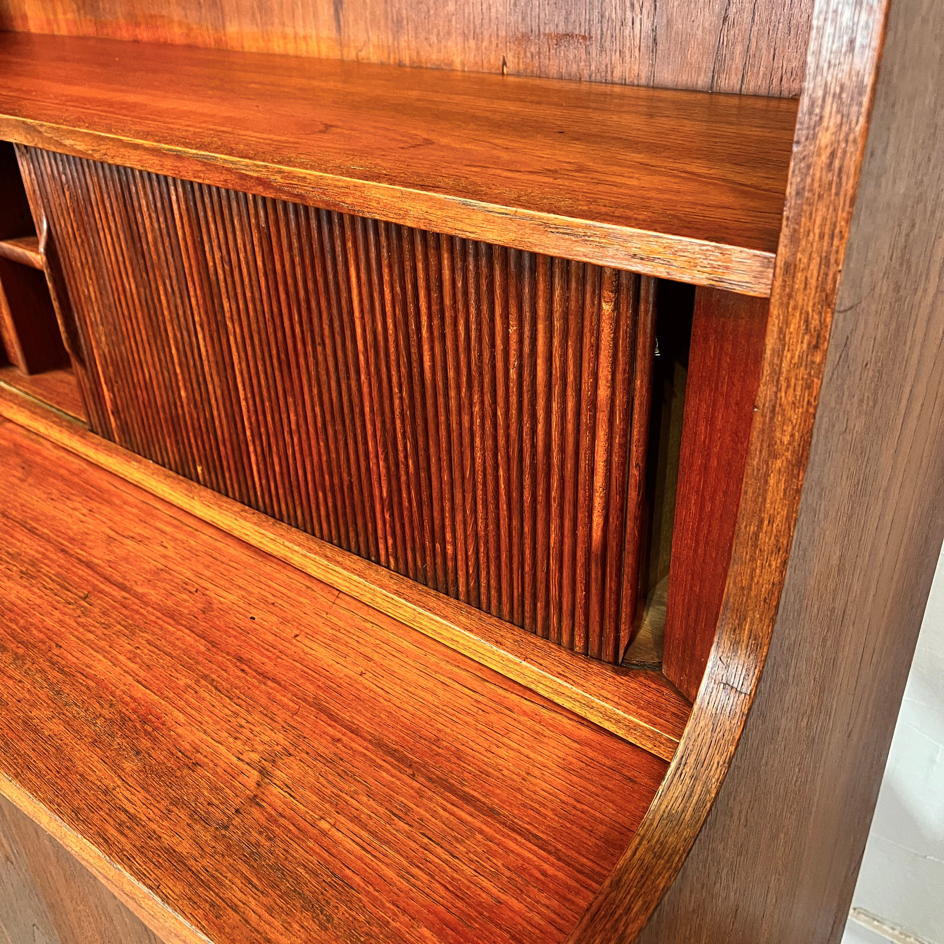 Bornholms Møbelfabrik チーク製ヴィンテージブックシェルフ ヨハネス