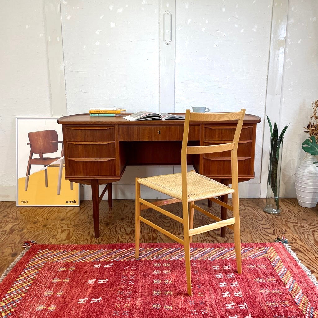 チーク材 両袖デスク 北欧デンマーク製 ヴィンテージ 中古 背面収納
