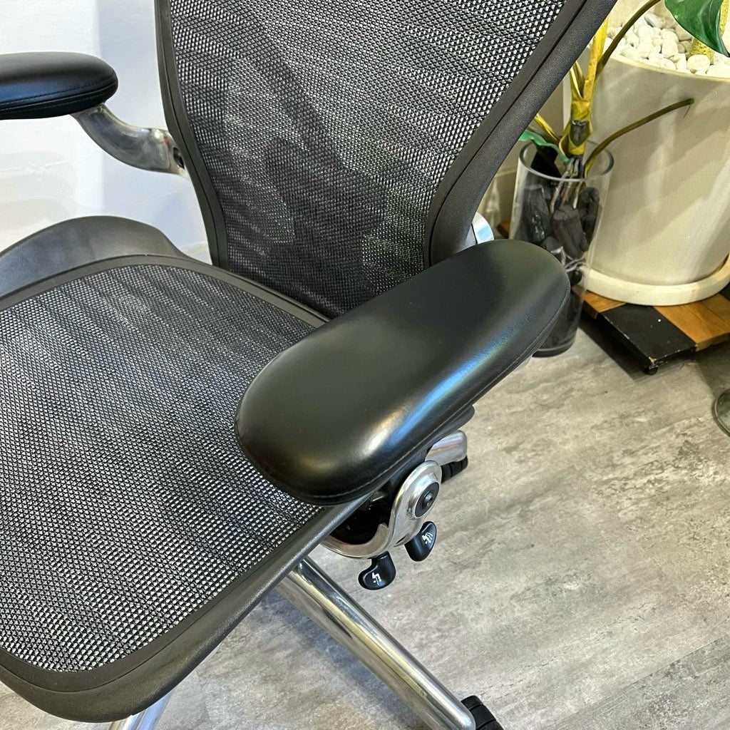 ハーマンミラー / HermanMiller アーロンチェア タキシードブルー