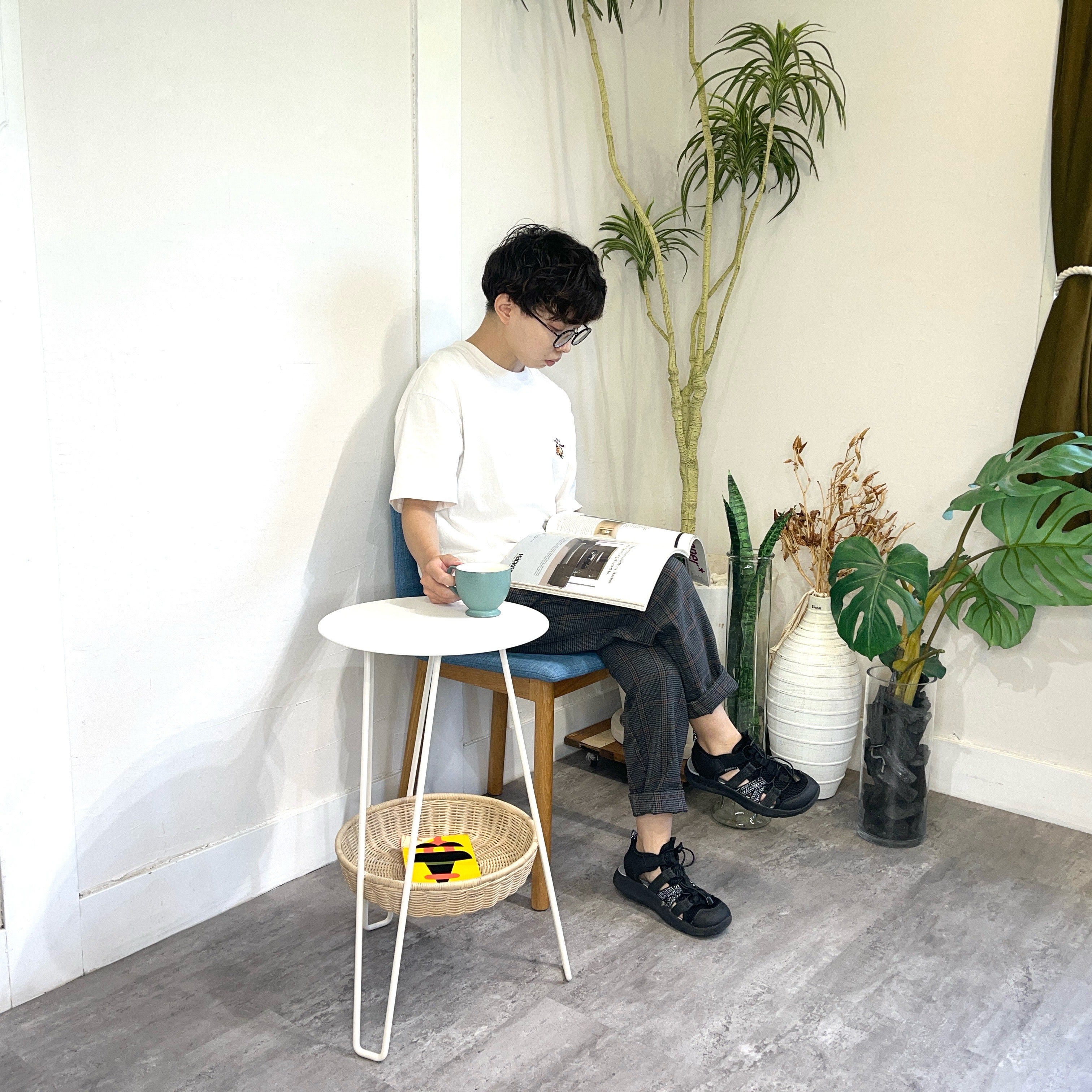 イデー / IDEE ワラビー / WALLABY サイドテーブル バスケット 白