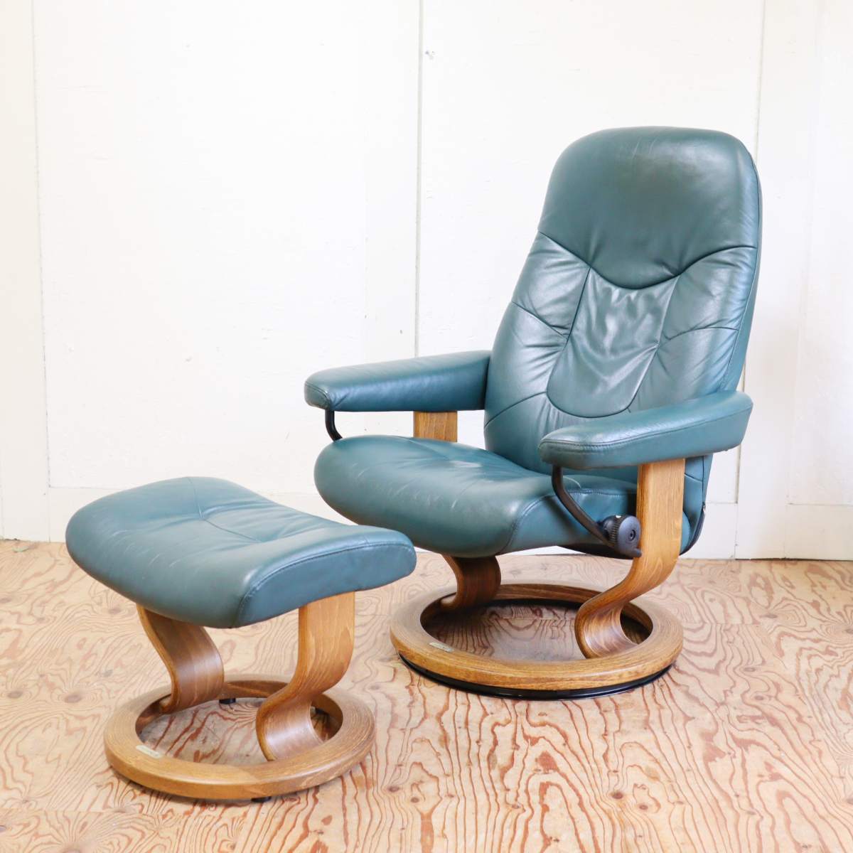 極美品】EKORNES コンサル M ストレスレスチェア＆オットマン