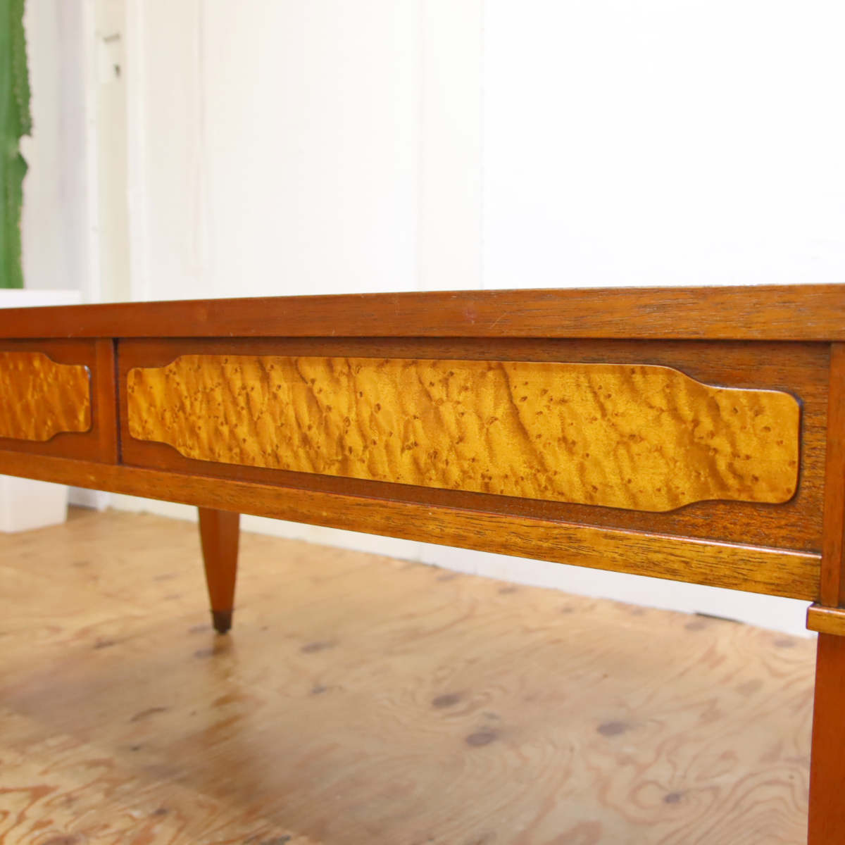 ドレクセルヘリテイジ / DREXEL HERITAGE カクテルテーブル トライユン