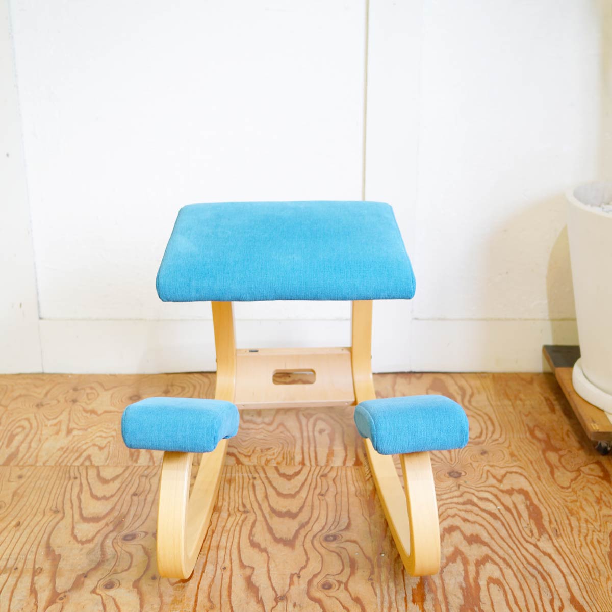 Varier Variable バランスチェア ブルー (美品・カバー付き) ヴァリ