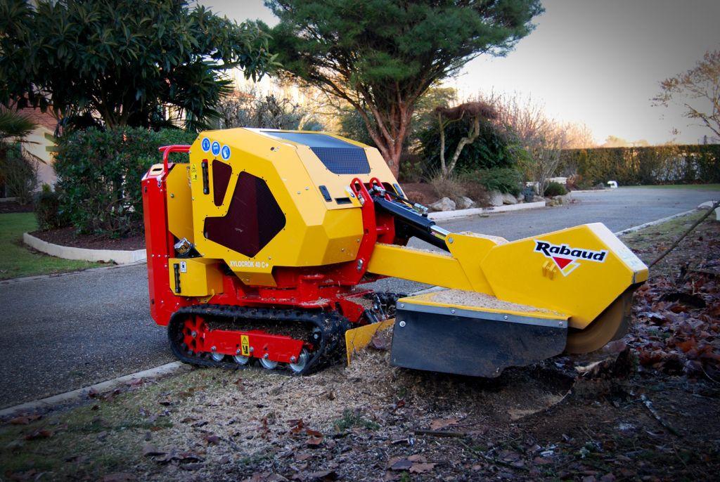 Stump grinder on track : XYLOCROK C | Rabaud