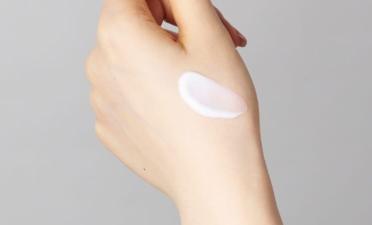 ホワイトニングヴェールプライマー | rafuna