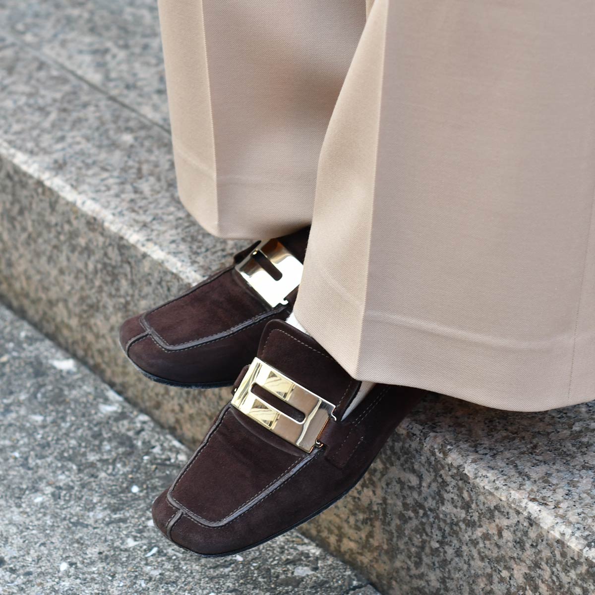 ATELIER AMBOISE【アトリエ アンボワーズ】スクエアバックルレザー