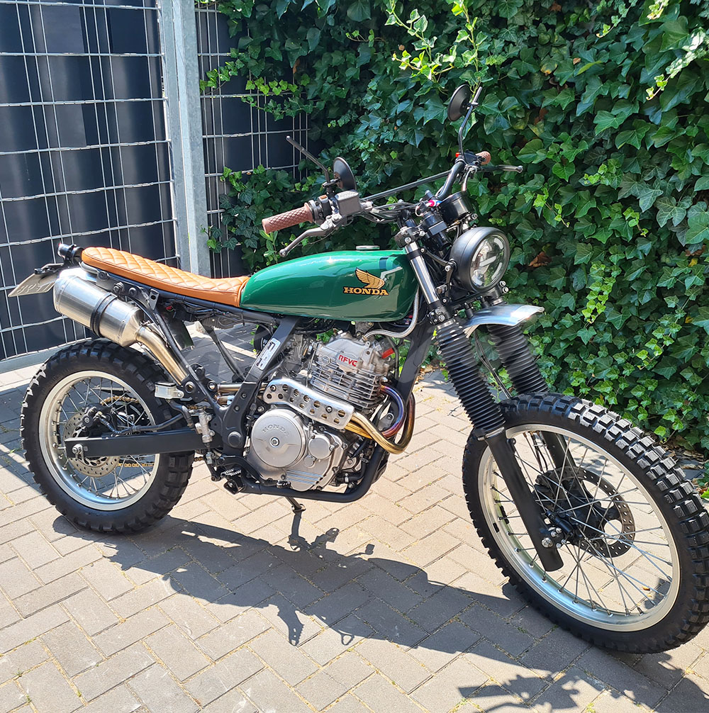 GT TANK - HONDA NX650 DOMINATOR - RARETRO MOTO - Handbuilt Motorcycles