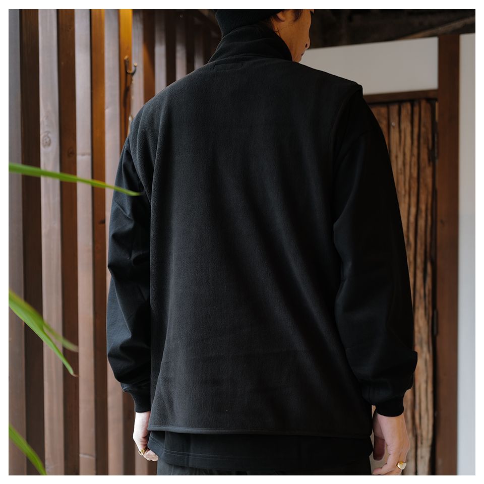 GOD SELECTION XXX - GX-A25-JK-03 FLEECE VEST BLACK | River