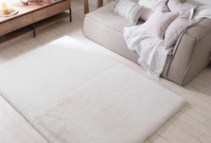 ニトリ／累計販売数42万枚「ウサギラグシリーズ」毛足の長さ約2倍