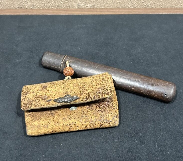 腰差付 煙草入 ｜骨董品買取 緑和堂