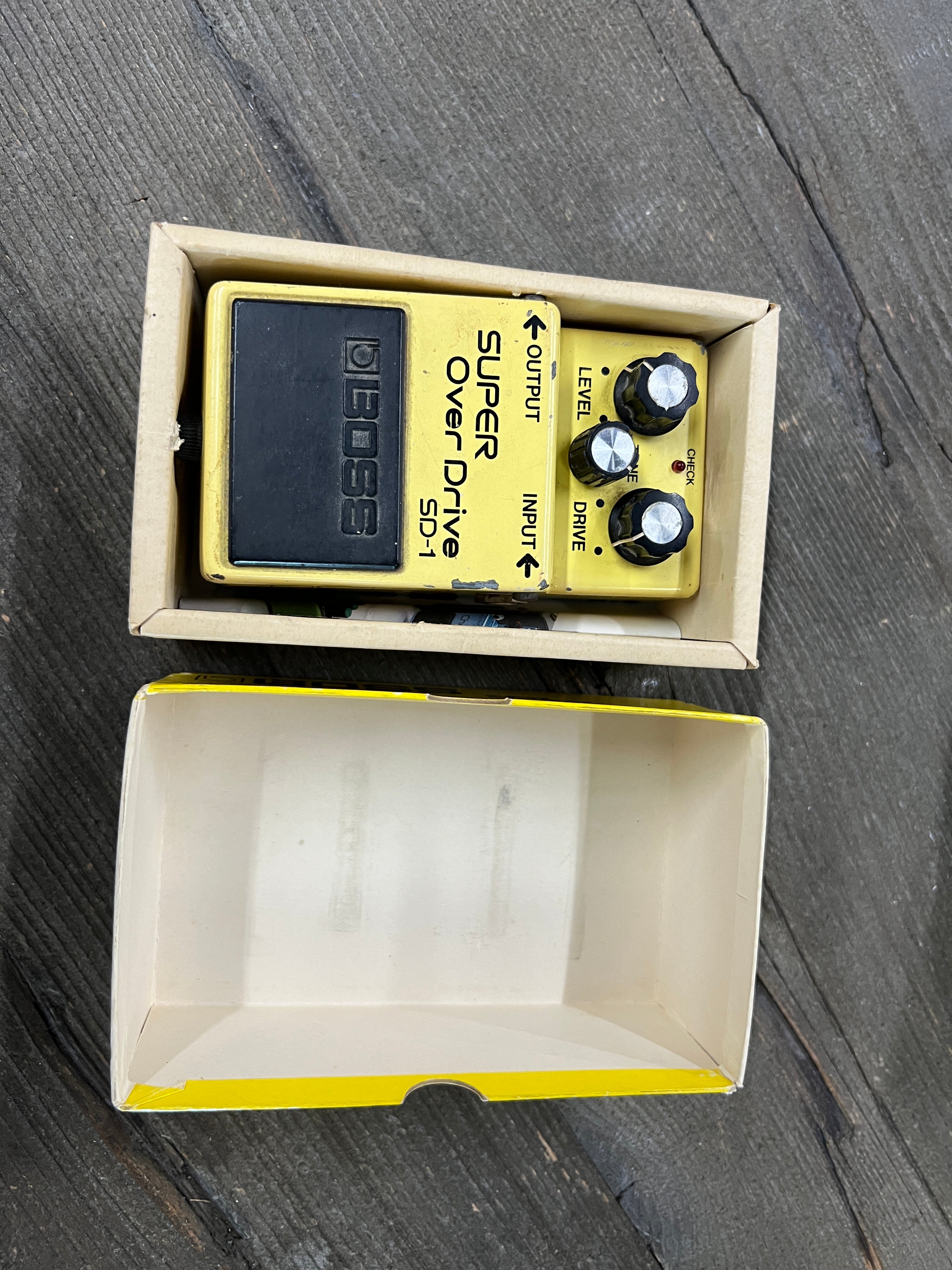 USED Boss SD-1 Super Overdrive Made In Japan 1980s