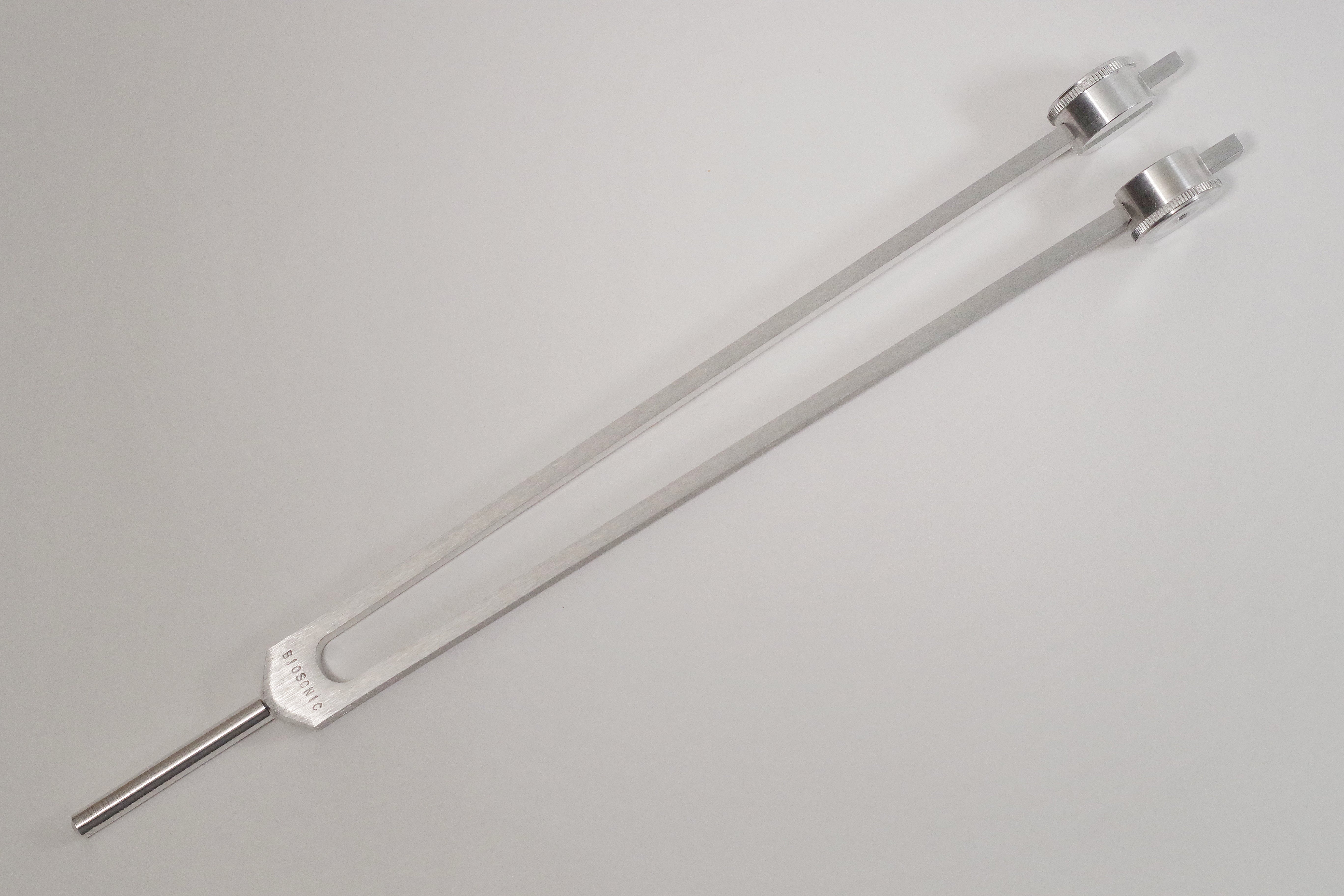 バイオソニックス社製オットーチューナー32Hz