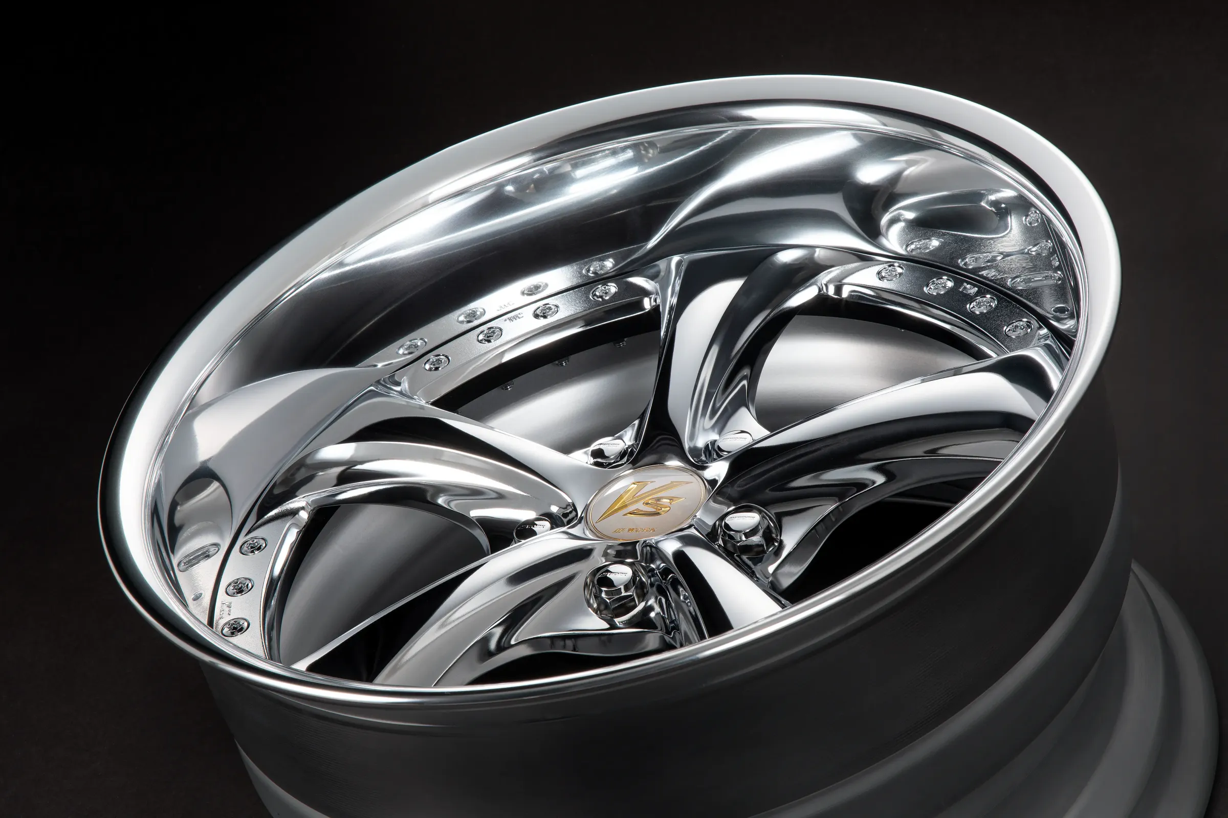 VS-KF♯に限定カラー『Chrome Edition』が登場。あの“黄金時代”の輝き