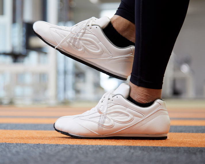 BeMoLo®シューズのご紹介 | ワールドウィング大阪新町