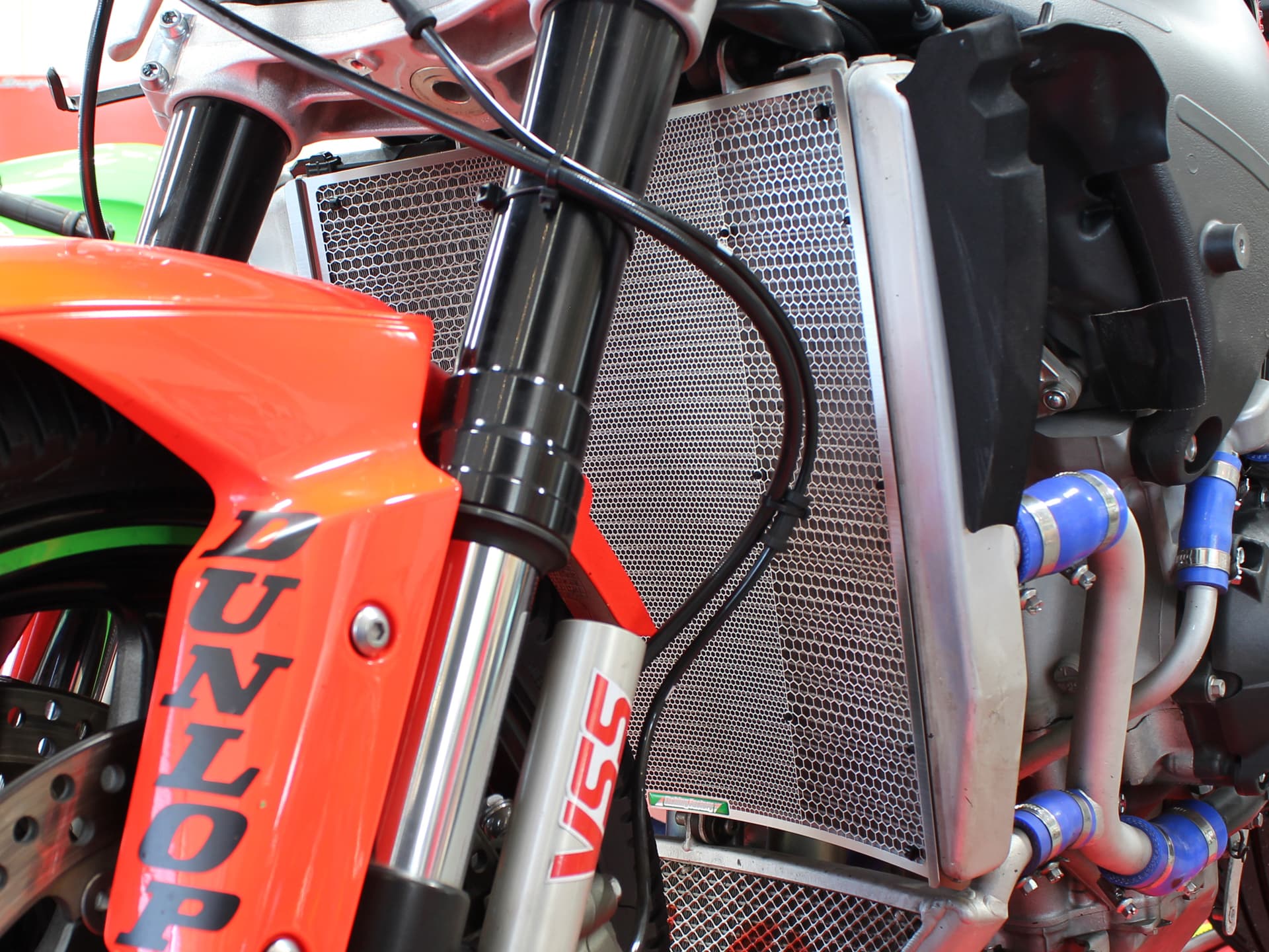 ZX-10R(08~21)用ラジエターコアガード