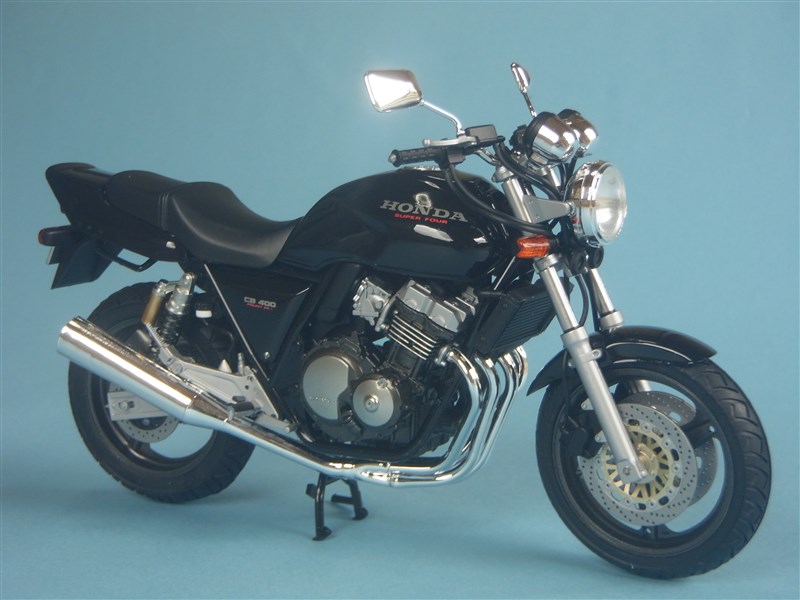 ホンダCB400SF (アオシマ 1/12) バイクプラモデル製作