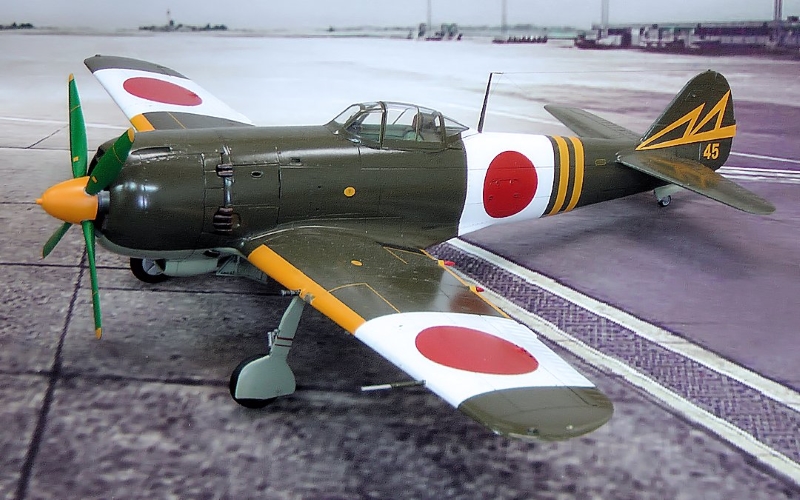 完成品 1/32 ハセガワ中島キ-84四式戦闘機 疾風完成品] 1/32 陸軍 四式