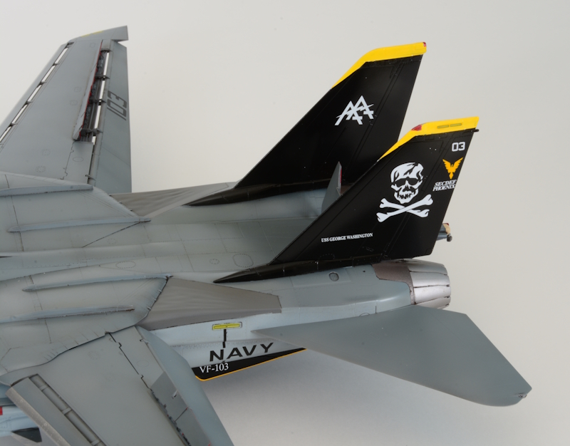 アメリカ海軍 F-14B 艦上戦闘機 (グレートウォールホビー 1/48