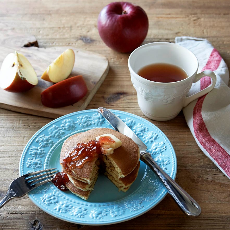 フェスティビティ アイボリー マグ|WEDGWOOD公式オンラインストア