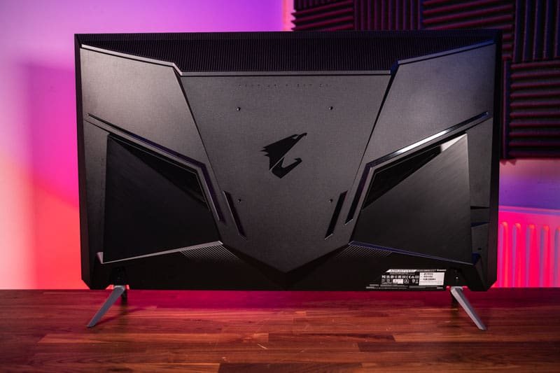 Gigabyte AORUS FV43U Gaming Monitor Review 2021 | WePC