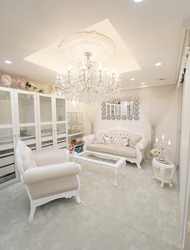 サイドテーブル ロココスタイル 薔薇の彫刻 ガラストップ スーパー