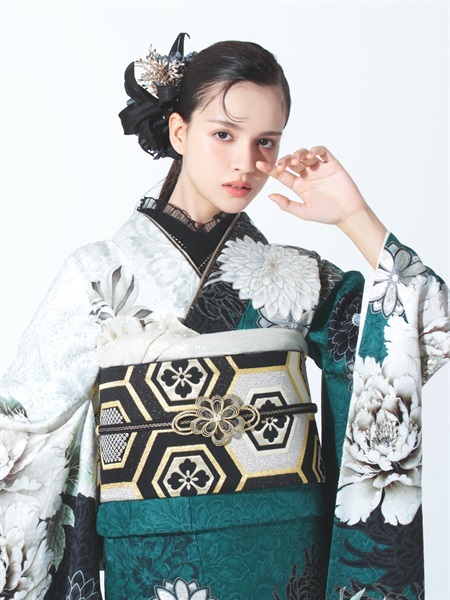 F5707 エメラルドグリーン色×音楽柄の正絹振袖単品【和風館ICHI】