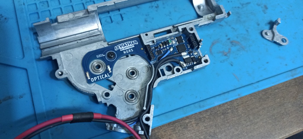 Leviathan-NGRS OPTICAL 電子トリガー導入 | わかめじゃーなる