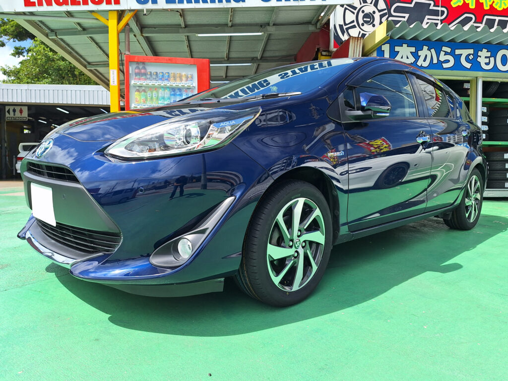 トヨタ アクア アクア純正アルミホイール 16×6J TOYO NANOENERGY 3PLUS