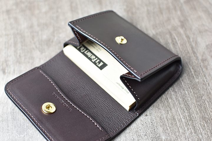 マルチカードケース・ARTHUR（アーサー）についてのお話 | WILDSWANS