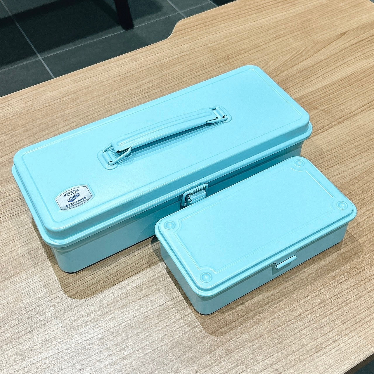 生産終了・在庫限り】トランク型工具箱 T-190 AH（浅縹） | 東洋