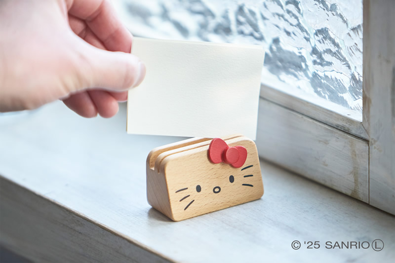 大人向けの木製雑貨「ハローキティ木製雑貨シリーズ」に新アイテムが