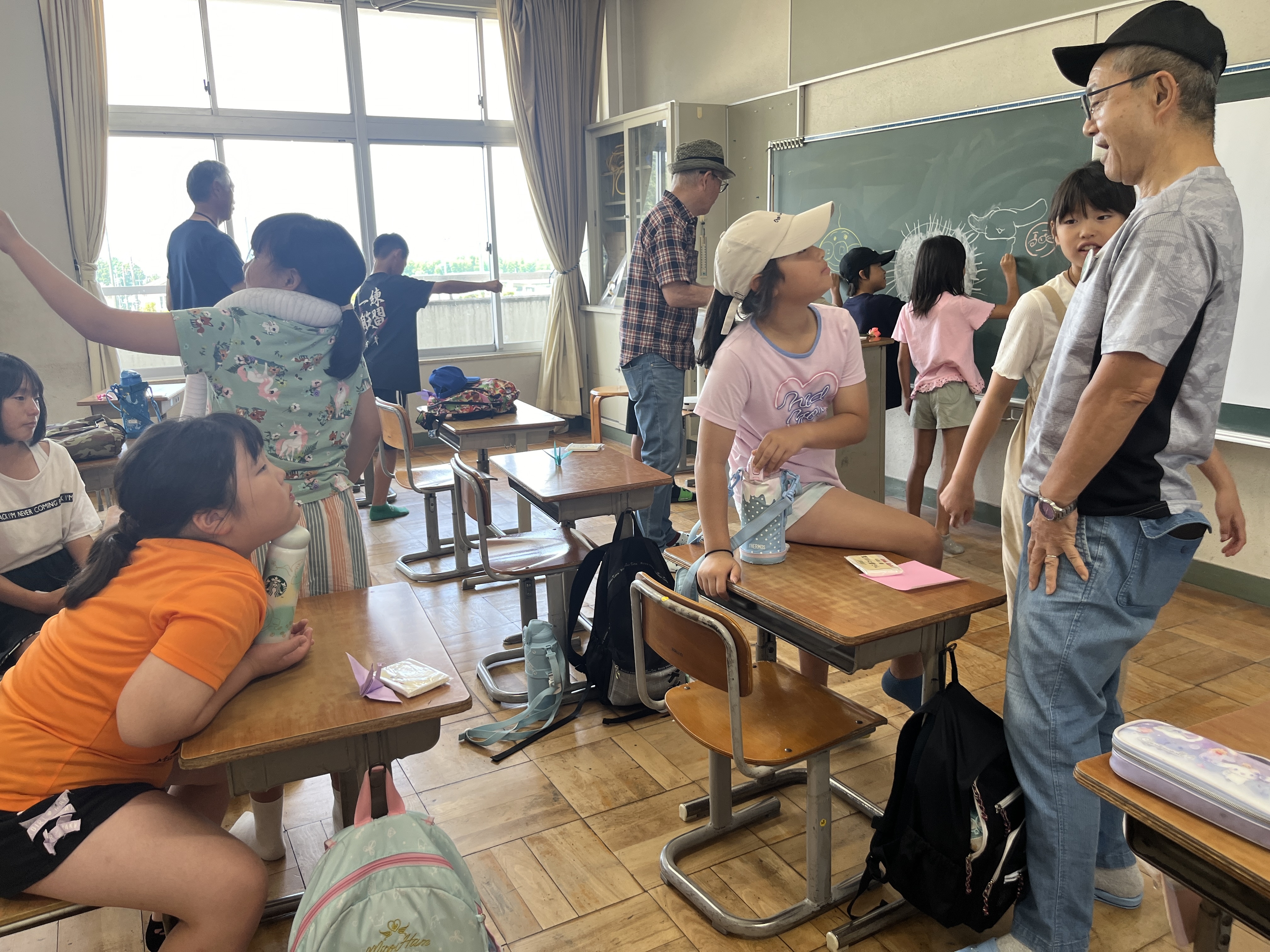 支えあい】夏休み宿題カフェin城山小学校（1日目）を開催しました
