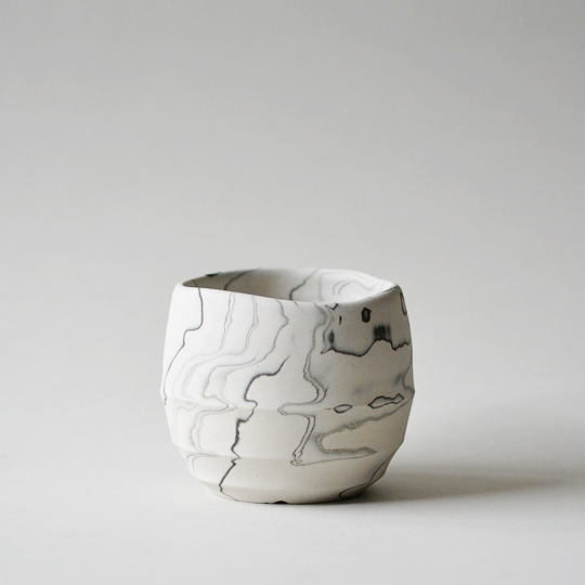 Distortion Marble Bowl Pot S (White) | 多肉植物・特別な鉢の販売